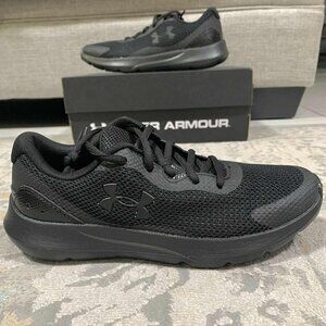 NWT Kids Under Armour Shoes